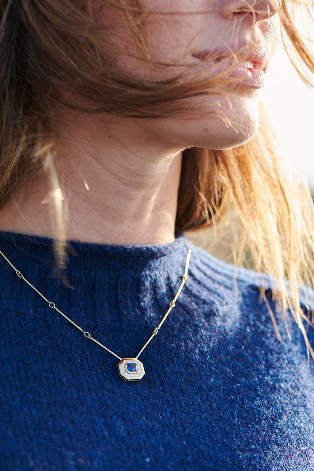 Berlin: 2.10ct Blue Sapphire and Diamond Necklace