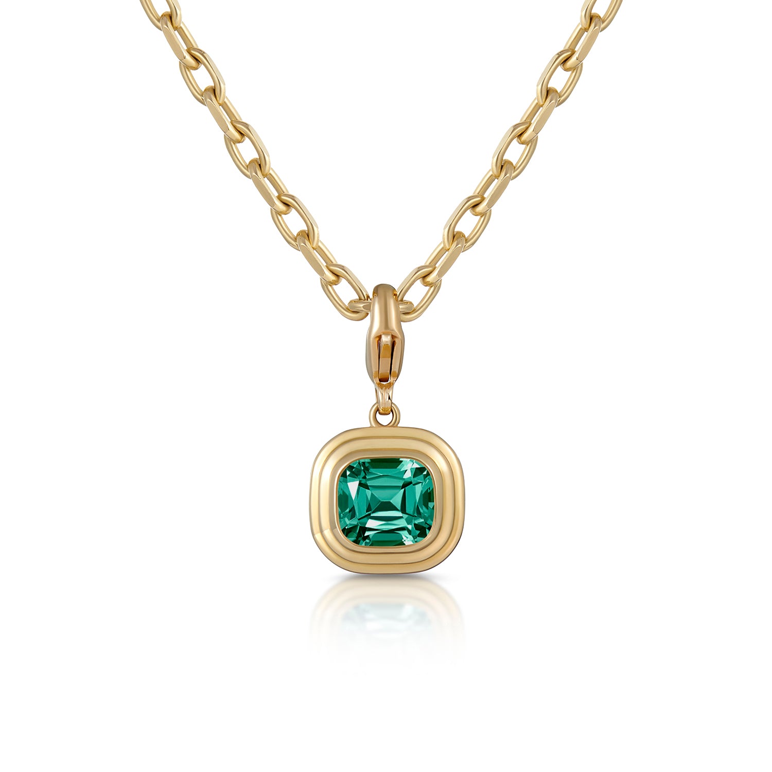 Athena collection bold necklace in 18k yellow gold featuring a cushion-cut green Tourmaline pendant