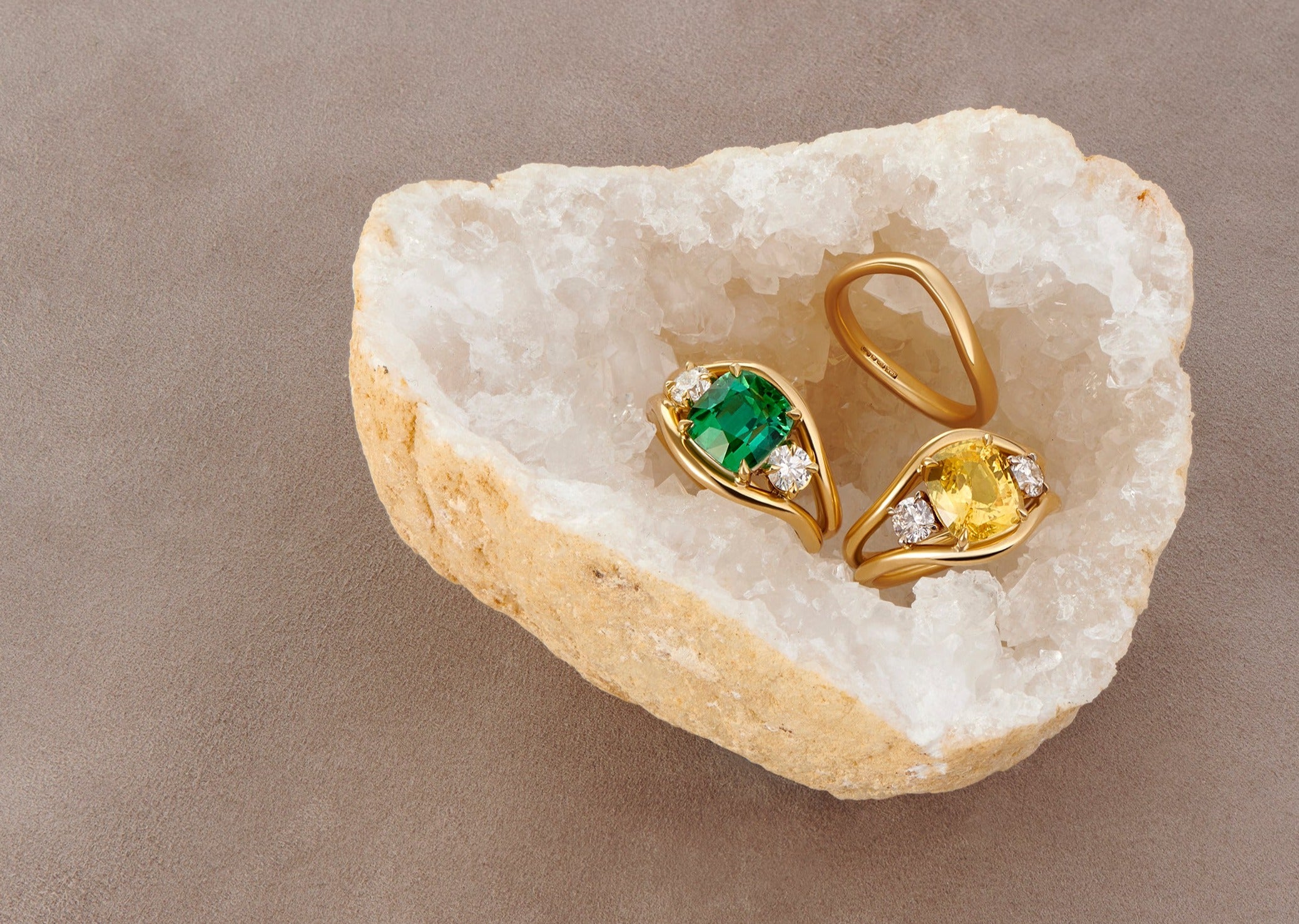 Atlantis collection 18k yellow gold ring featuring 3.93ct tourmaline sapphire and 0.60ct diamonds