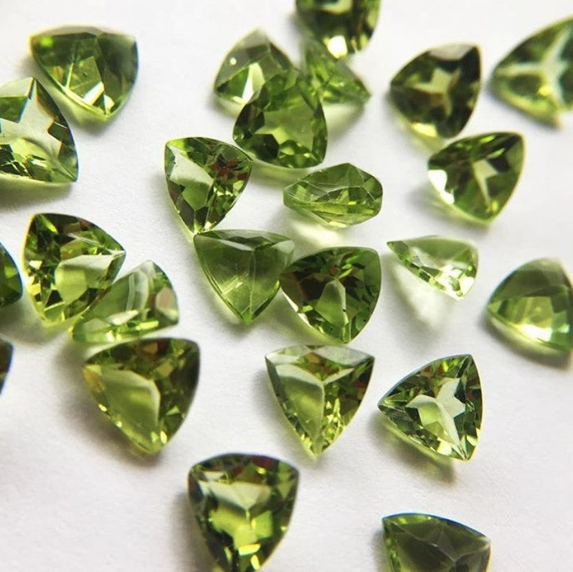 GW Williams Co Green Gemstones Jewelries