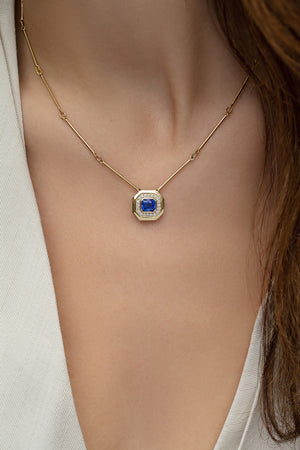 Berlin: 2.10ct Blue Sapphire and Diamond Necklace
